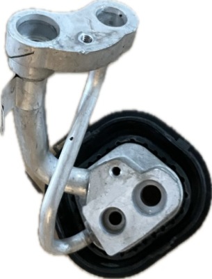 Клапан шланг кондиционера audi q7 q8 4m0820339g фото №1