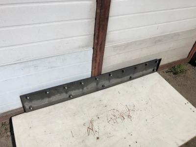 Молдинг бічна ліва renault master iii opel movano b 828210160r фото №1