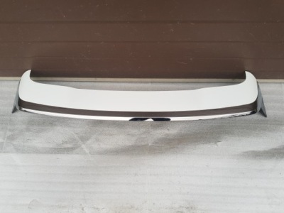 Peugeot 2008 i спойлер кришки 9678324280 колір ewp фото №1