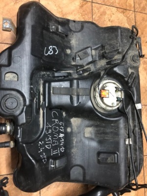 Бак bak топлива croma ii 1.9 2.4 jtd фото №1