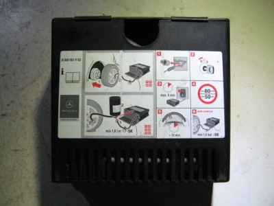 Mercedes c klasa w204 w 204 компресор помпа a0005831102 фото №1