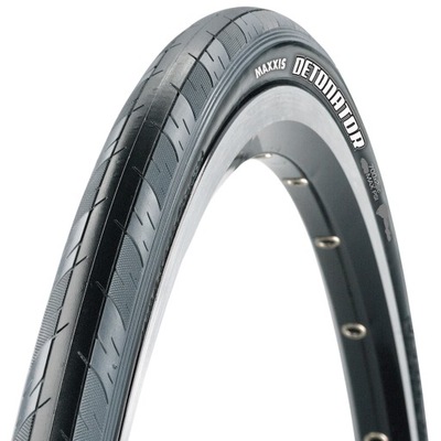 OPONA MAXXIS DETONATOR 700X25 ZWIJANA CZARNA TPI60