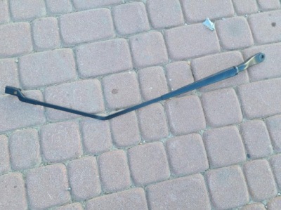 Рычаг дворники renault captur ii 288866468r фото №1