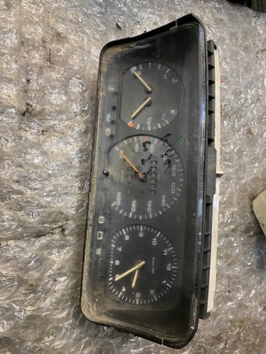 Счетчик vw transporter iv 2.4d 701919059ac фото №1