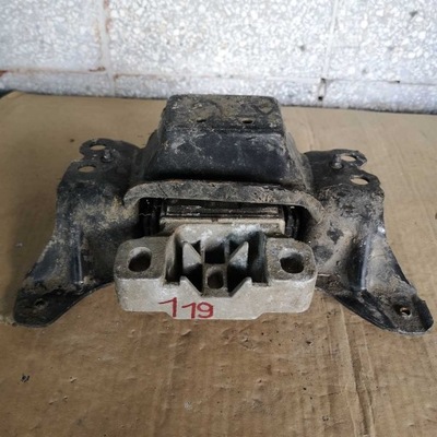 Кронштейн подушка двигателя vw 5q0199555ab фото №1