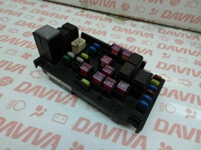 Subaru legacy коробка запобіжників / комплект 3.0 r awd бензин 82241ag010 фото №1