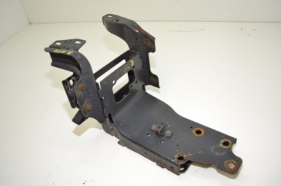 Mercedes actros mp4 кронштейн кронштейн поріг нижній правий a9606609215 фото №1