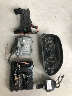 Модуль комфорту блок керування bsi mercedes 1695454332 фото №1