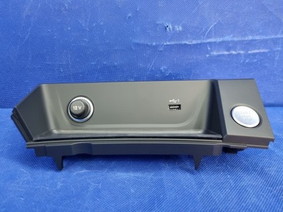 Audi a4 b9 защита заглушка разъём прикуривателя usb оригинал 8w2864131b фото №1