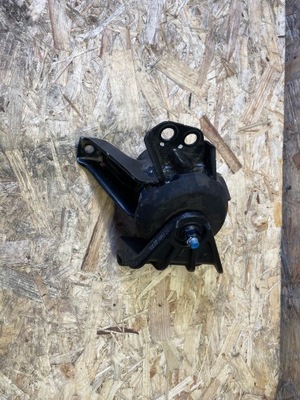 Кронштейн подушка двигуна tucson ii 21810-d3200 фото №1