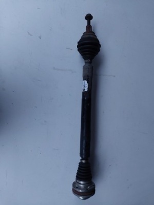 Audi a3 8p рестайлінг  1.8 tfsi привідний вал правий 2k0407272lf фото №1