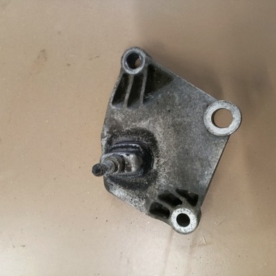 Renaul talisman кронштейн коробки передач фото №1