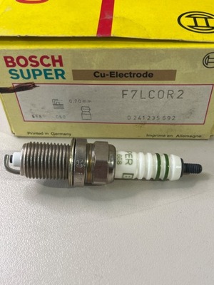 СВІЧКА ЗАПАЛЮВАННЯ BOSCH 0241235692 F7LC0R2 0,7MM