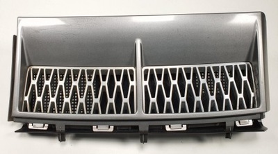 Решітка впуск крила правий перед range rover l322 фото №1