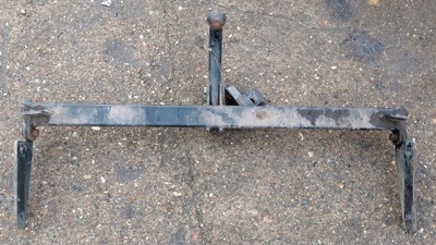 Renault thalia hak буксирувальний sedan фото №1