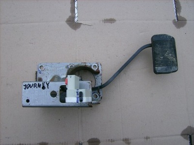 Педаль гальма автоматична коробка передач dodge journey 3.5b фото №1