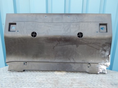 Mercedes w213 пол пластиковая вкладка фото №1