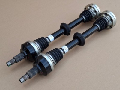 Maserati mc20 привідний вал привідна ліва правий 06702193930 фото №1