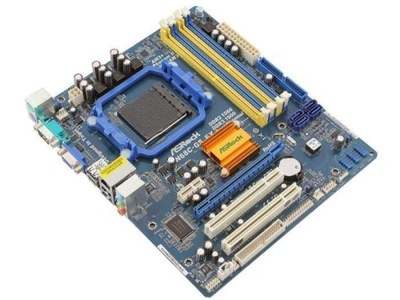 ASRock N68C-GS FX + Athlon II X2 3,2GHz + Cooler