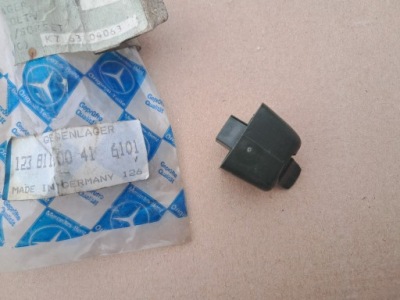 Кронштейн козирок сонцезахисний mercedes w123 1238110041 фото №1