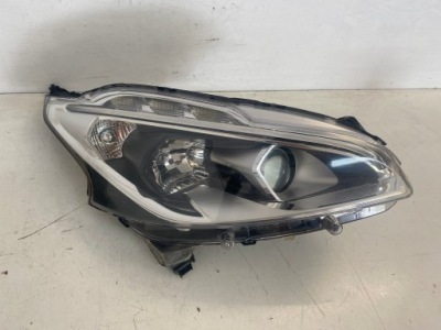 Лампа правий перед права передня peugeot 208 i lift eu фото №1