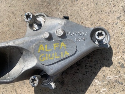 Alfa romeo giulia кронштейн двигуна 55273294 stelvio фото №1