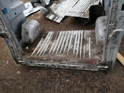 Ремінь підлога задній opel vivaro b trafic iii фото №1