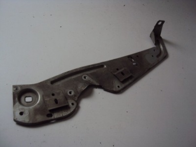 Кронштейн кронштейн лампы левый saab 9-5 05-9 фото №1