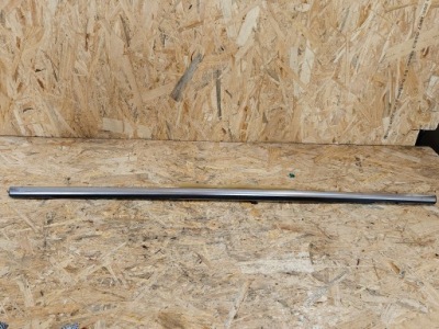 Молдинг уплотнитель правый задняя hyundai i30 ii 12-17 cw хром фото №1