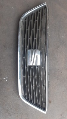 Seat ibiza fl.atrapa решітка радіатора 6j0853654g фото №1