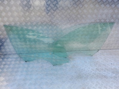 Скло двері передня ліва права bmw f20 1 фото №1