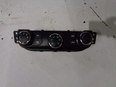 Панель обдув 97250-a2000 kia ceed 2 ii фото №1