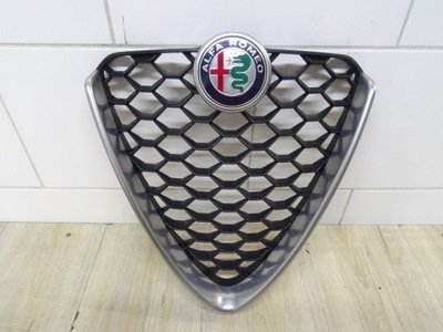 Alfa romeo giulia 16- решётка радиатора решётка радиатора 156119585 фото №1