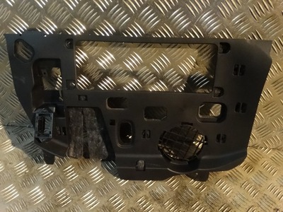 Защита консоли mercedes w167 a1676802509 фото №1