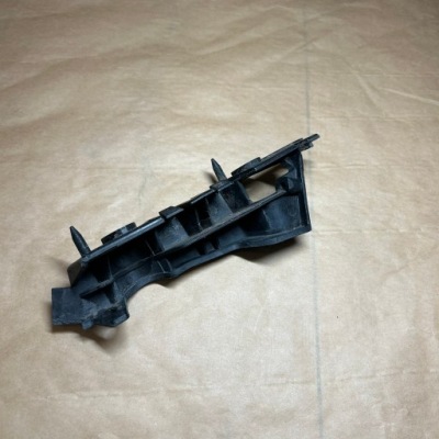 Направляющая бампера левый перед audi a4 b8 фото №1