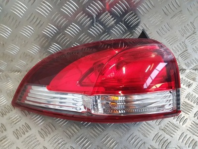 RENAULT CLIO IV 2012-2020 FARO PARTE TRASERA PARTE TRASERA IZQUIERDA UNIVERSAL  