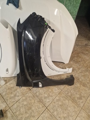 Крила передній правий dacia duster ii 2022 rok lift фото №1