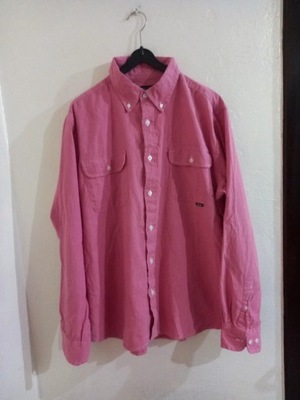 Różowa koszula