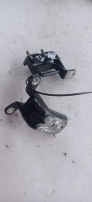 Петлі двері задня лівий nissan x-trail t32 фото №1