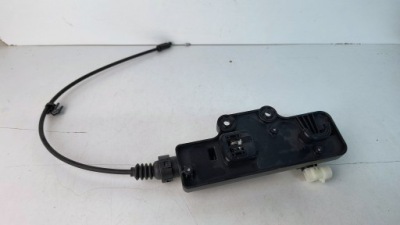 Замок капот tesla model s рестайлінг фото №1