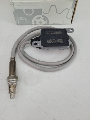 A0111537628 датчик датчик nox mercedes tir фото №1