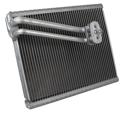 Випарник кондиціонера mercedes 2468300503 2468308300 фото №1