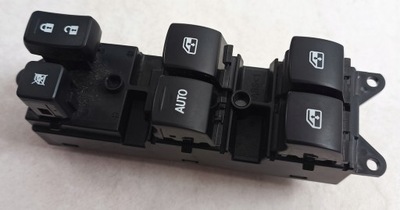 Mitsubishi перемикач вікон панель керування скла outlander iii фото №1