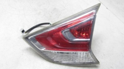 Nissan x-trail t32 лампа w кришка права 14- фото №1