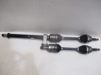 Приводной вал правая левая hyundai kona 1,6i hyb фото №1