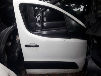 Дверь правое передние partner 3 berlingo iii 07- фото №1