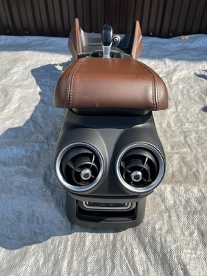 Fiat 124 підлокітник фото №1