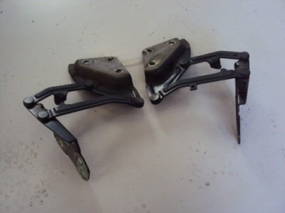 Петлі капот vw touareg fl 2007 r фото №1