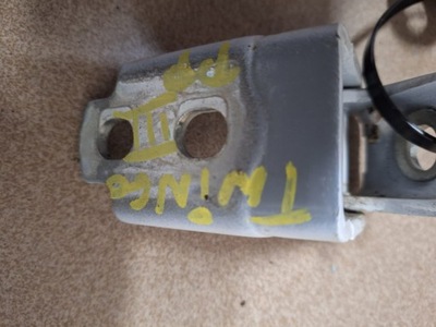 Петли дверь правый перед renault twingo iii 15r фото №1