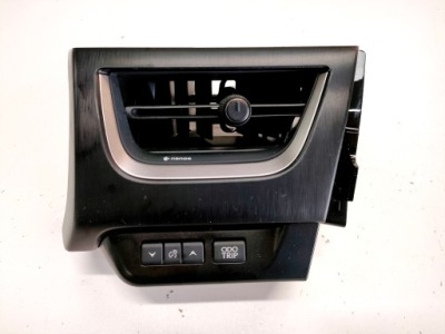 Решётка обдув левая lexus ux 250h f sport 55650-76030 фото №1